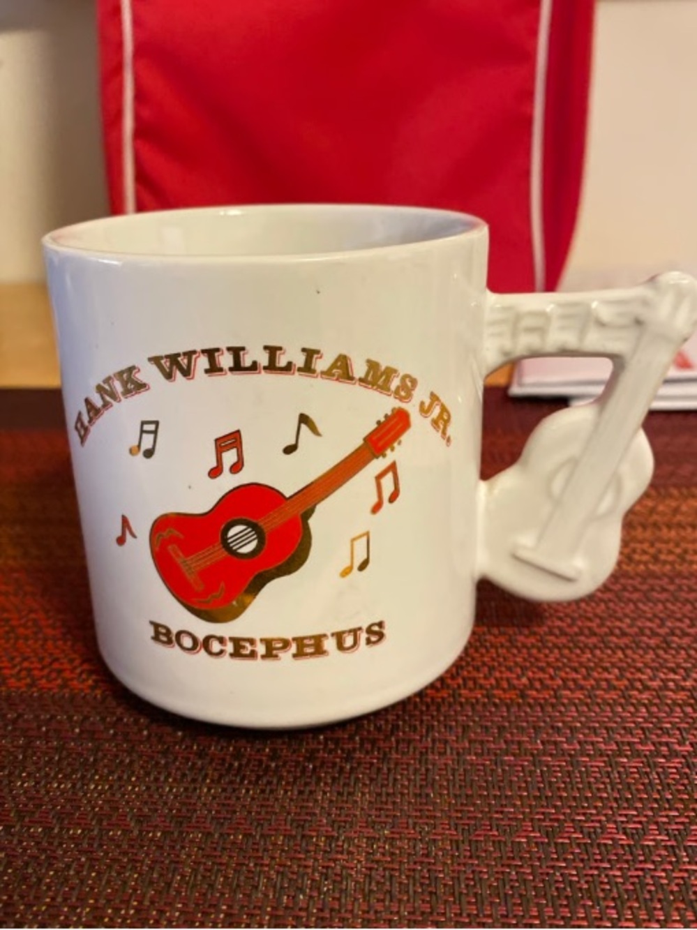 White Ceramic Mug with Red Guitar Graphic - Hank Williams Jr. Bocepehus